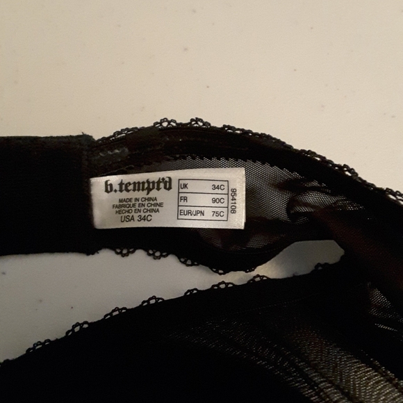 B'tempted Strapless Bra - Picture 3 of 3